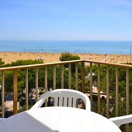 International Seaview Apartments Lignano Sabbiadoro Room photo