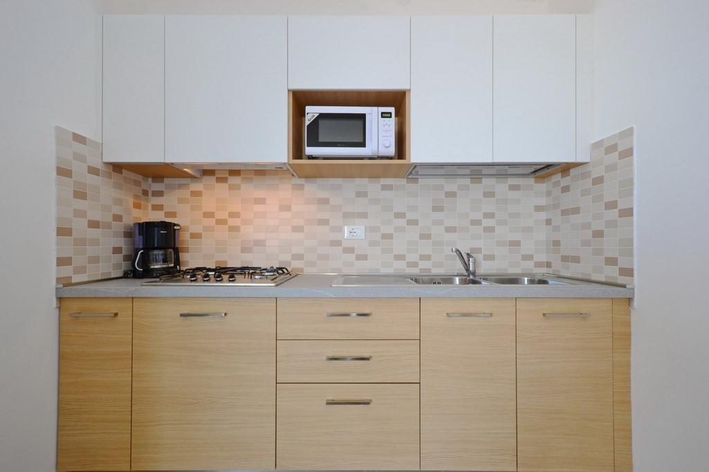 International Seaview Apartment *